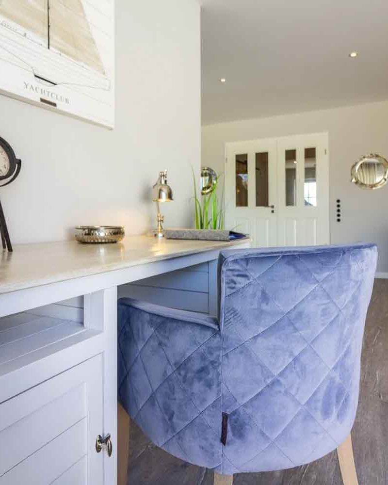 Tischler-Wendt-St.PeterOrding-Wohnzimmer-Schreibtisch