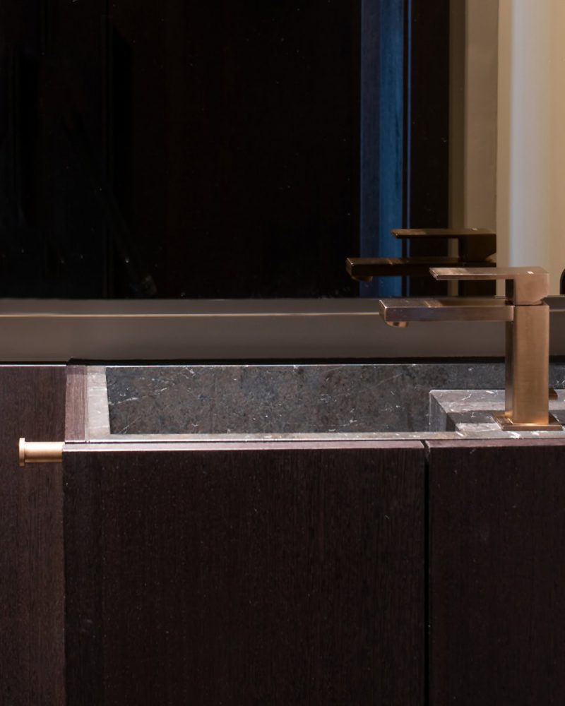 Tischlerei-Wendt-Badezimmer-Waschtisch-klein-Start-2