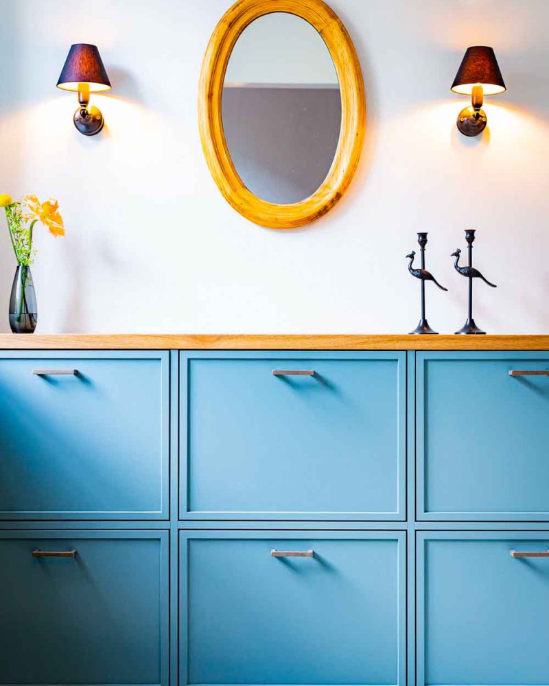 Tischlerei-Wendt-Inspiration-Projekt-FamilieSch-Zeitlose Eleganz-Tischlerarbeit-Hamburg-Diele-Einbauschrank