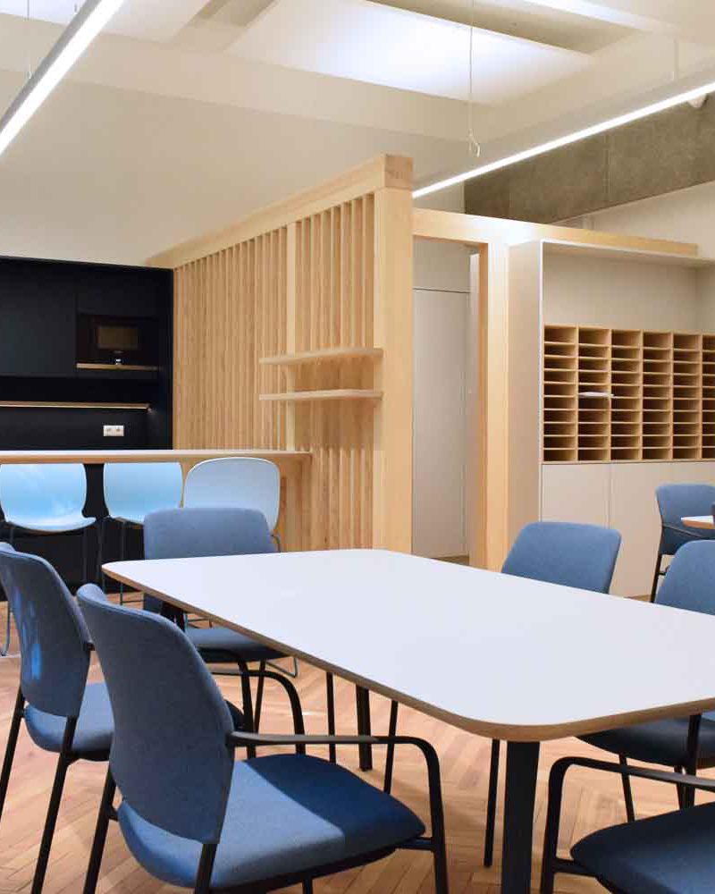 Tischlerei-Wendt-Inspiration-Projekt-SchuleamRondeel-Kiel-Mensa