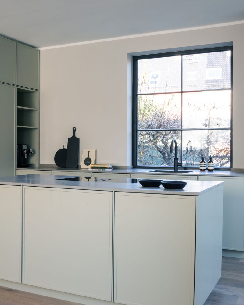 Tischlerei-Wendt-Kueche-Gruene-Fronten-3