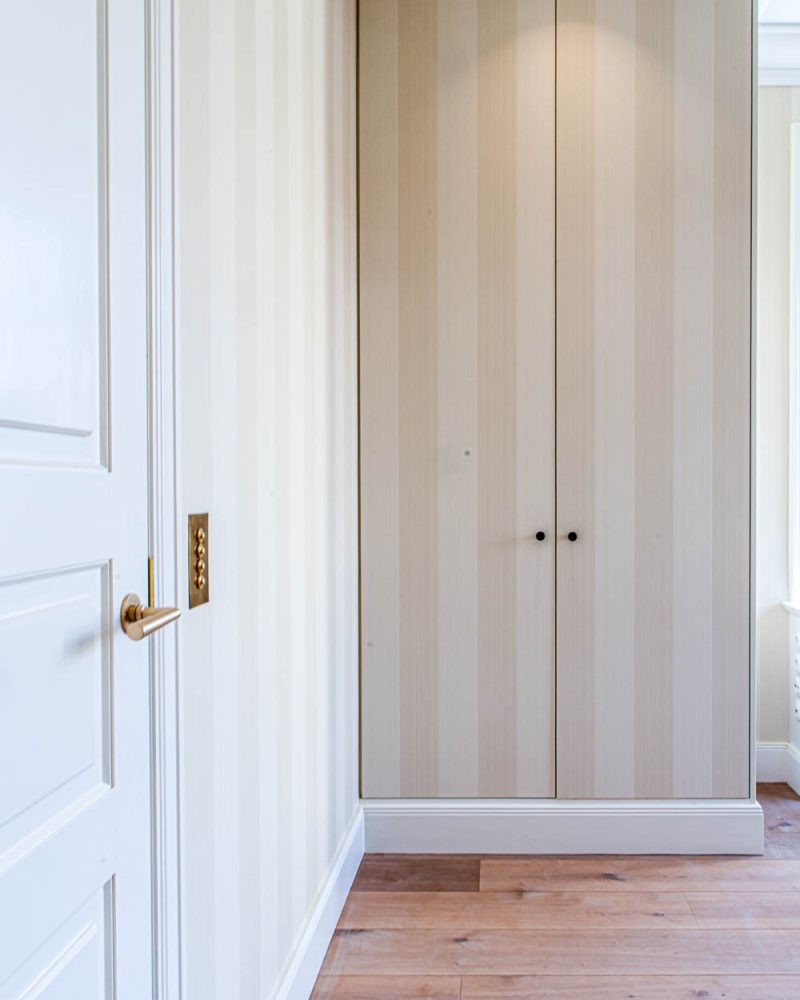 Einbauschrank mit Muster Schrankfronten